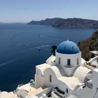 Greece🇬🇷Santorini: A Timeless Escape in Blue and White💙🤍