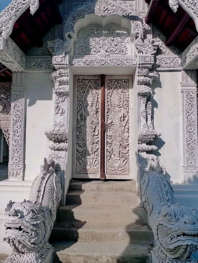 Wat Phra Non, Rong – Peaceful Sanctuary in Phrae’s Countryside