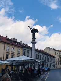 Lithuania Itinerary: Exploring Vilnius and Užupis is a total vibe!