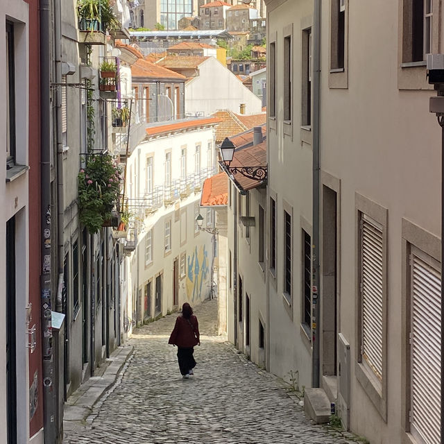 Porto Getaway – River Views, Wine & Timeless Charm Porto Getaway – River Views, Wine & Timeless Charm