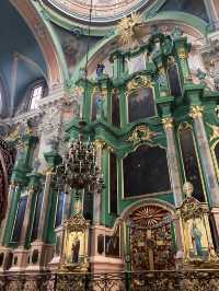 ヴィリニュスで可愛い教会を巡る1日プラン