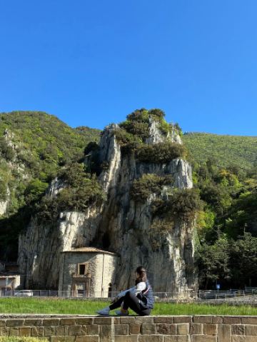 🏔️Pioraco: A Medieval Wonder on the Rocks of Umbria