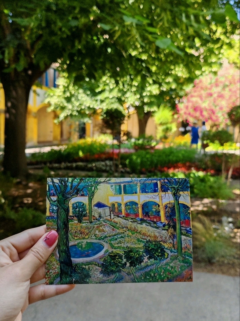 Arles City Guide 📍 