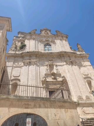 奧斯圖尼 (Ostuni)：意大利的純白童話！。