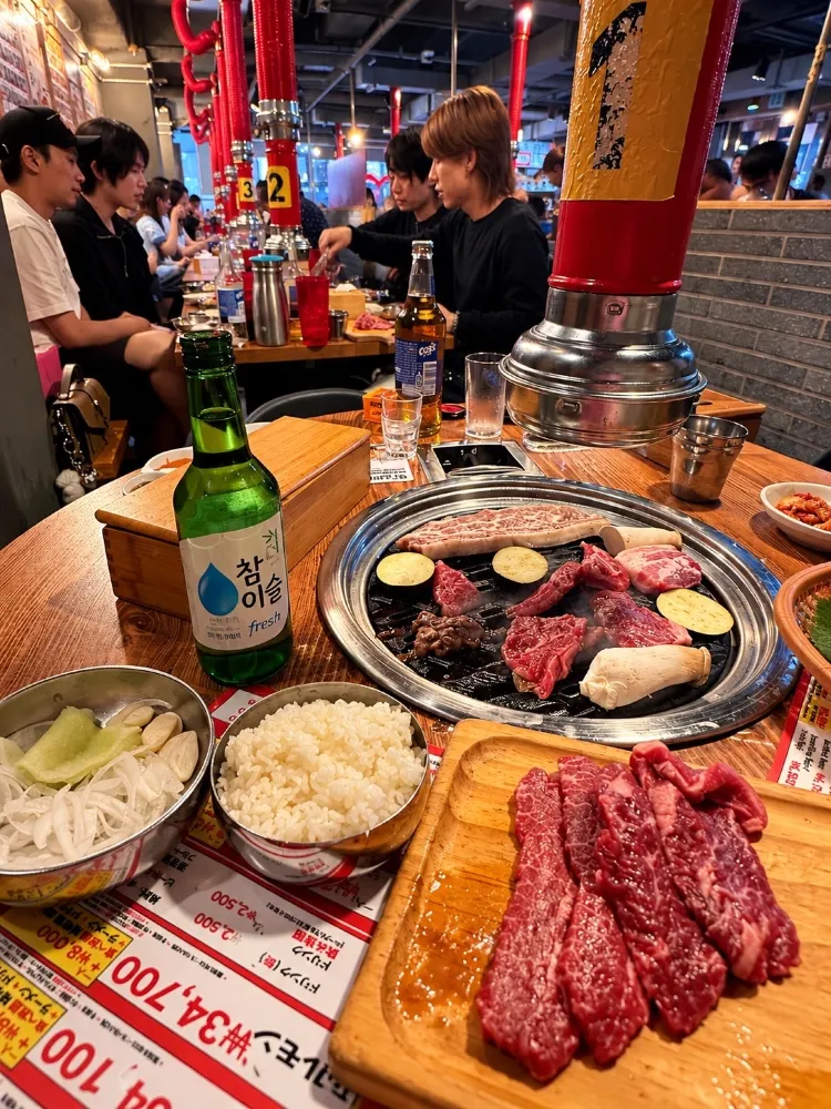 명동 무한리필 BBQ: 고기는 다다익선, 많을수록 좋아요! 🥩