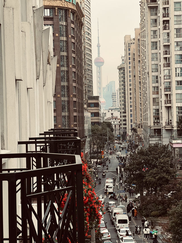 上海布滿鮮花的浪漫露台一揚子飯店