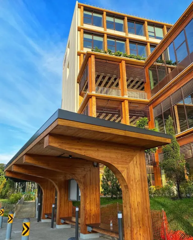 The Dance of Nanyang Craftsmanship" - Nanyang Technological University, Singapore