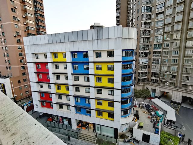 創享塔 - 蘇州河旁一道不容忽視的風景線