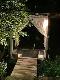 在半月山溫泉找到的一夜靜謐……
