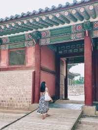 A glimpse of Korea’s majestic heritage • Walking in the footsteps of Kings and Queens🤴👸