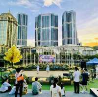 逛逛中山興中廣場東街集市