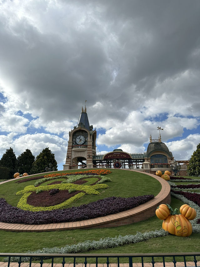 Halloween at Shanghai Disney Resort
