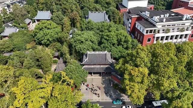 浙江杭州岳王廟。