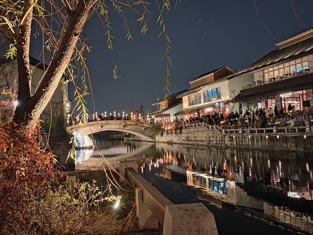 蟠龍天地春節夜景