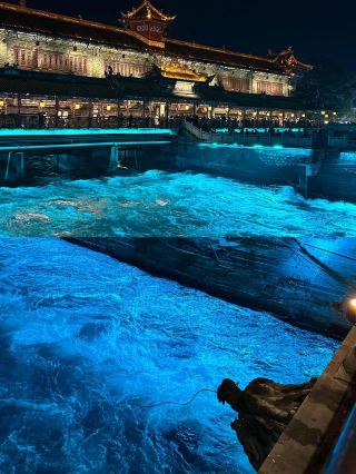 Dujiangyan: Never buy a ticket to see Dujiangyan again!