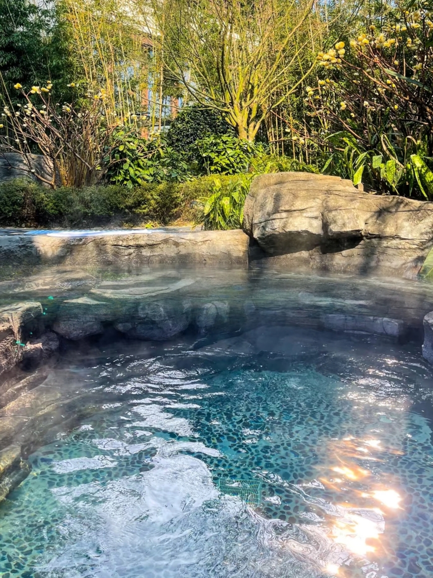 Lingxiu Hot Spring Tickets [2025] Promos, Prices, Reviews