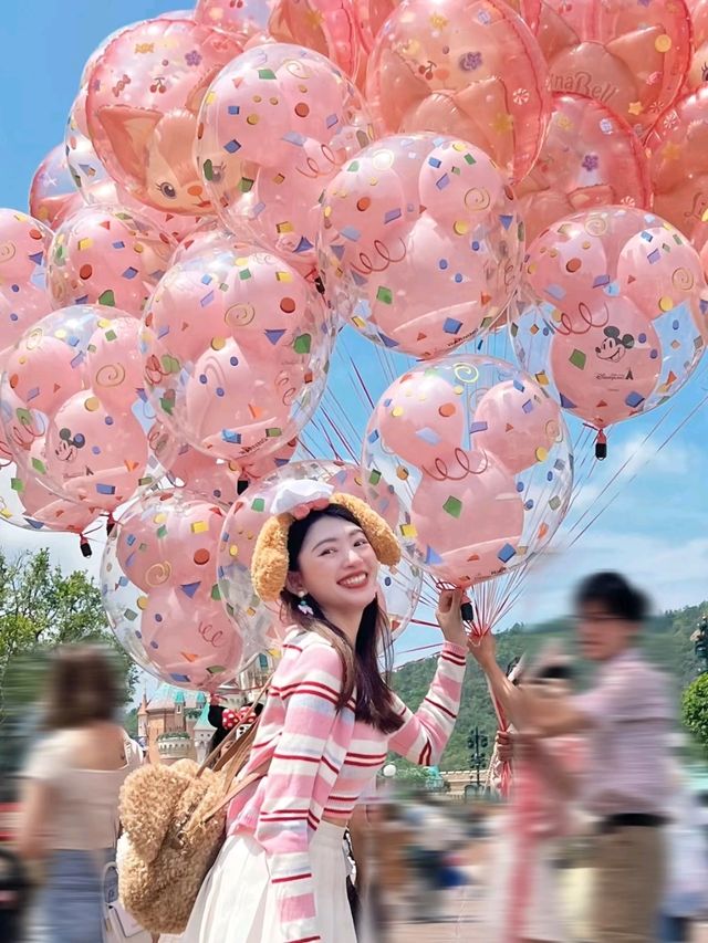 Hong Kong Disneyland's is a Dreamland 😍❤️