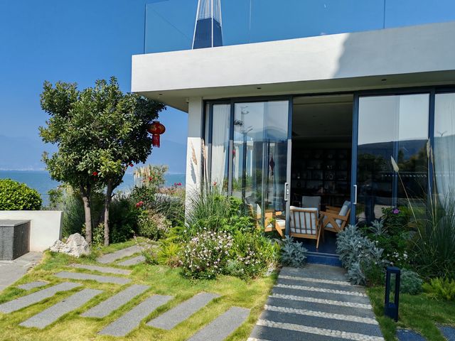 我在距離洱海最近的房間住了一晚