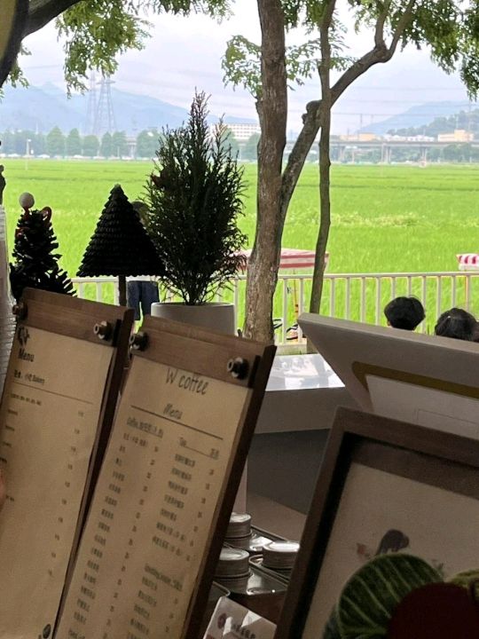 中山崖口居然藏了間田園咖啡店！一秒闖入宮崎駿動畫裡🌾