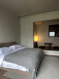 陽朔千古情景區旁,藏著一家侘寂風隱世酒店。