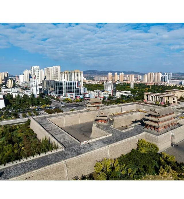 一座城牆，半部邊塞史詩
