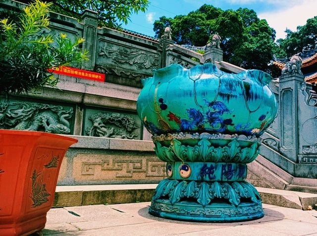 Guangzhou's Sanctuary of Three Faiths: The Yuen Yuen Temple