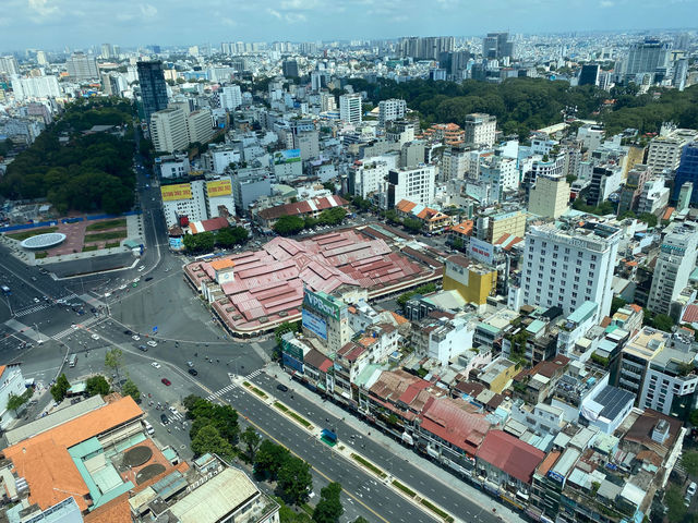 胡志明市 塞多納套房|購物與美景同享  酒店名稱：胡志明市塞多納套房酒店  地址：67 Le L
