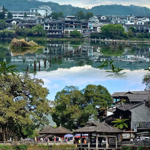 點解要去騰沖? 火山+溫泉+銀杏=神仙組合!呢個雲南邊陲小城簡直係度假天堂~浸住天然溫泉,踩住金黃銀 點解要去騰沖? 火山+溫泉+銀杏=神仙組合!呢個雲南邊陲小城簡直係度假天堂~浸住天然溫泉,踩住金黃銀