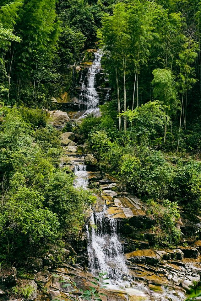 桂林貓兒山窩囊漂在這個夏天實現躺贏