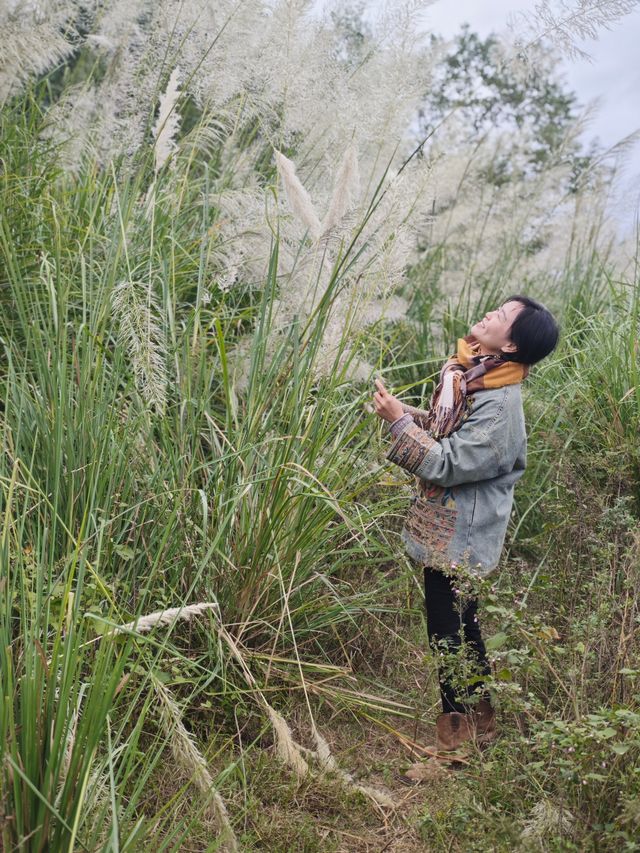 2晚沉浸遊！縣城民宿帶玩：戶外拉坯+山水茶會+古城夜演，