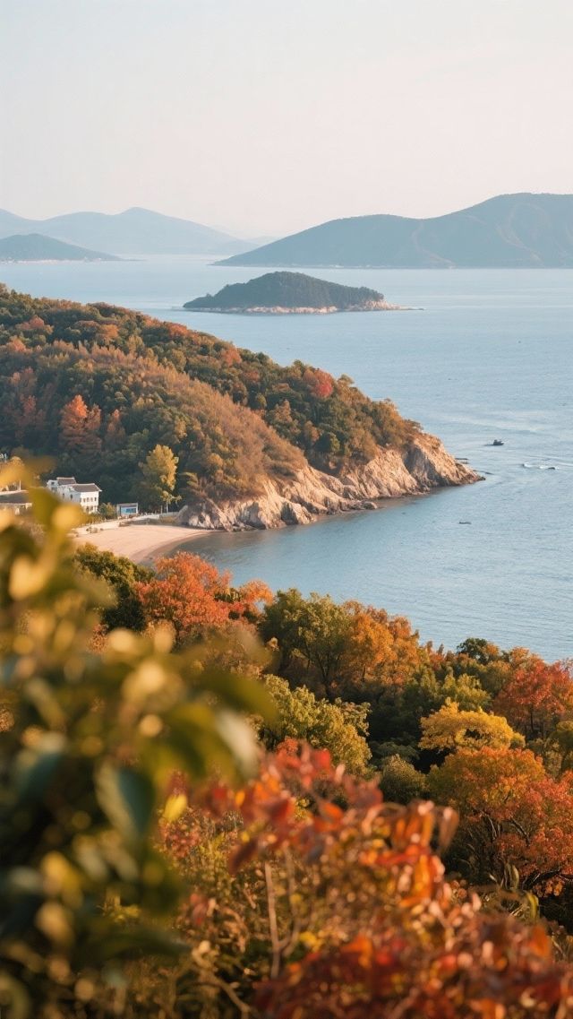 #西山島桂花綻放 【蘇州西山島·秋日慢生活兩日遊攻略】 位於太湖中央的西山島,是江南最大的淡水島,四 #西山島桂花綻放 【蘇州西山島·秋日慢生活兩日遊攻略】 位於太湖中央的西山島,是江南最大的淡水島,四