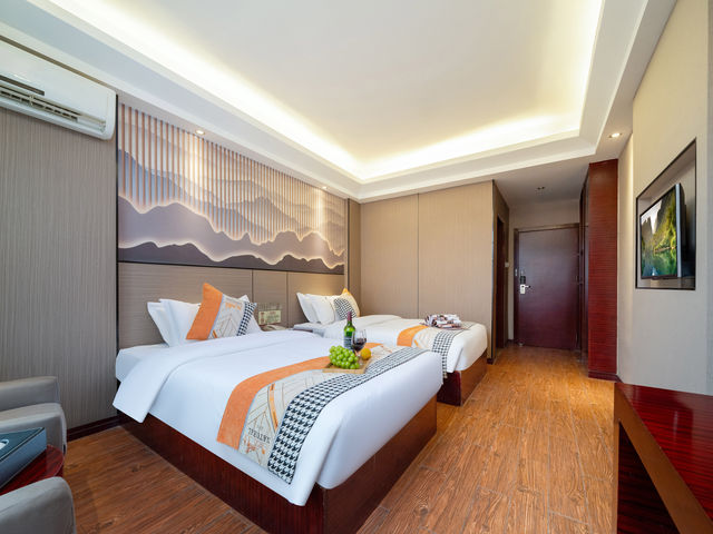 湘中大道暢行 八喜吾悅舒心 湘中大道暢行 八喜吾悅舒心