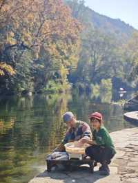 婺源3天2晚親子遊｜縣城核心民宿+河邊陶藝研學+古村探秘