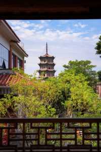 泉州漫遊｜古城小巷裡，邂逅東西塔的N種模樣