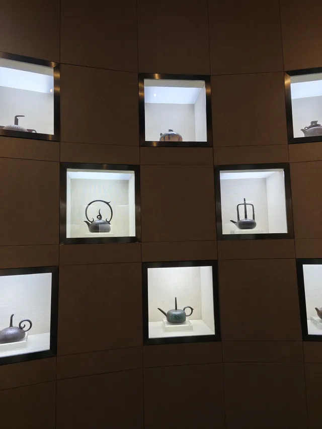 美術館驚現泡泡瑪特 美術館驚現泡泡瑪特