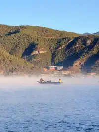 2025.11.22！！！瀘沽湖的晨霧美瘋了！！！！！！！！