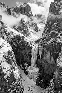 雪落「石匣子」,邂逅冬日扎尕那的中式寫意仙境