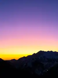 賽里木湖的絕美粉調日出