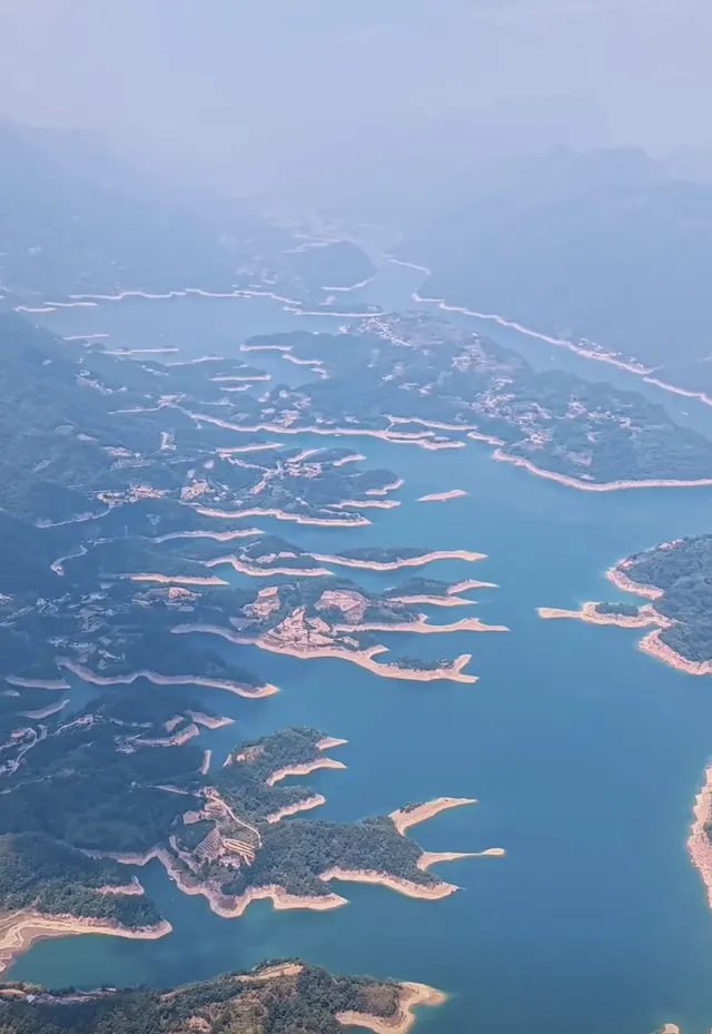 湖北宜昌市長陽縣清江邊好玩的地方彙總