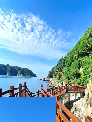 Who knows! There’s a stunning glass sea hidden near Dalian!