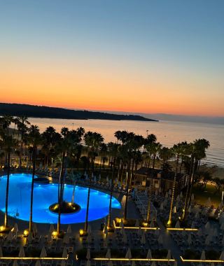 Mixed Experience at the Hotel