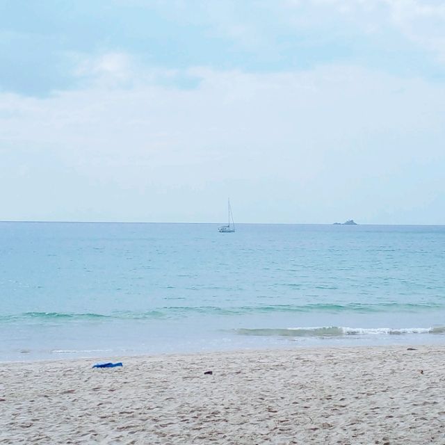 หาดลายัน ชายหาดแห่งความสงบ ที่แท้ทรู