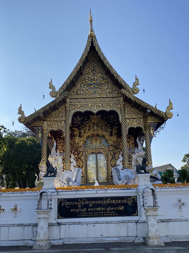 วัดป่าดาราภิรมย์ วัดสวยแห่งแม่ริม