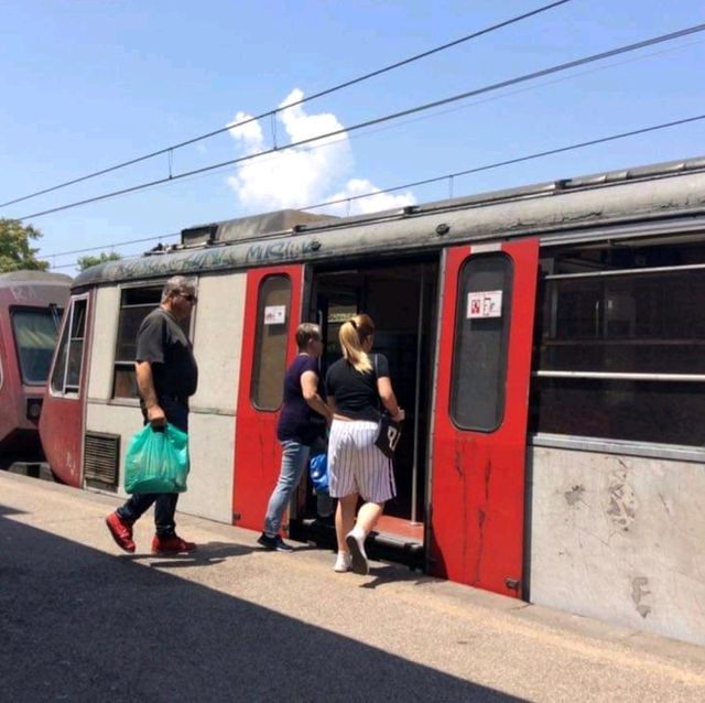 รถไฟไปปอมเปอิ...วิสุเวียส ภูเขาไฟในตำนานโศกนาฏกรรม
