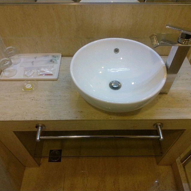 觀塘海濱工廠區愛得甫酒店