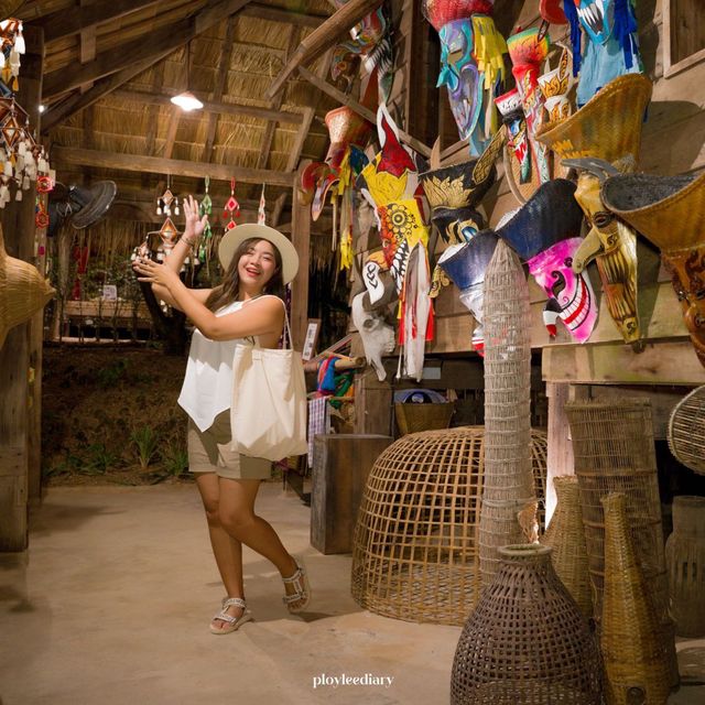 ที่สุดแห่งแสงสีเสียง Siam Niramit Phuket