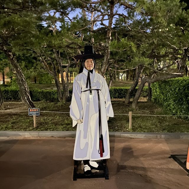 충무로역에 한옥마을이?
