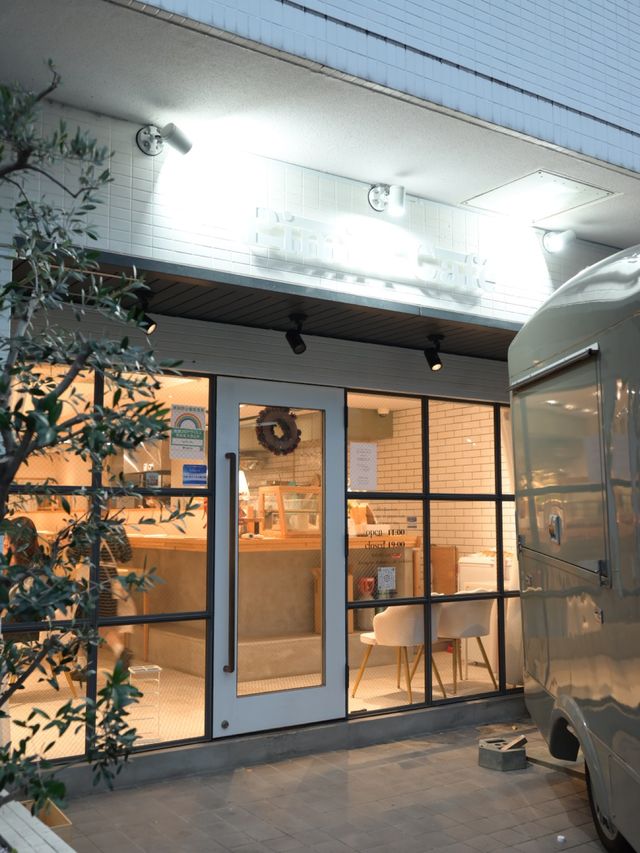 【東京】可愛らしいカフェのクロッフルが絶品！