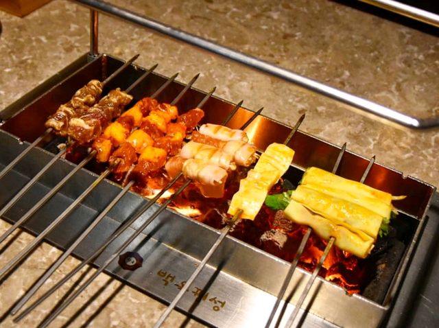 연길에서만 맛볼 수 있는 백옥뀀성 白玉串城 의 양꼬치
