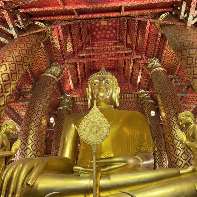 วัดพนัญเชิงวรวิหาร วัดดัง ใกล้กรุงเทพ
